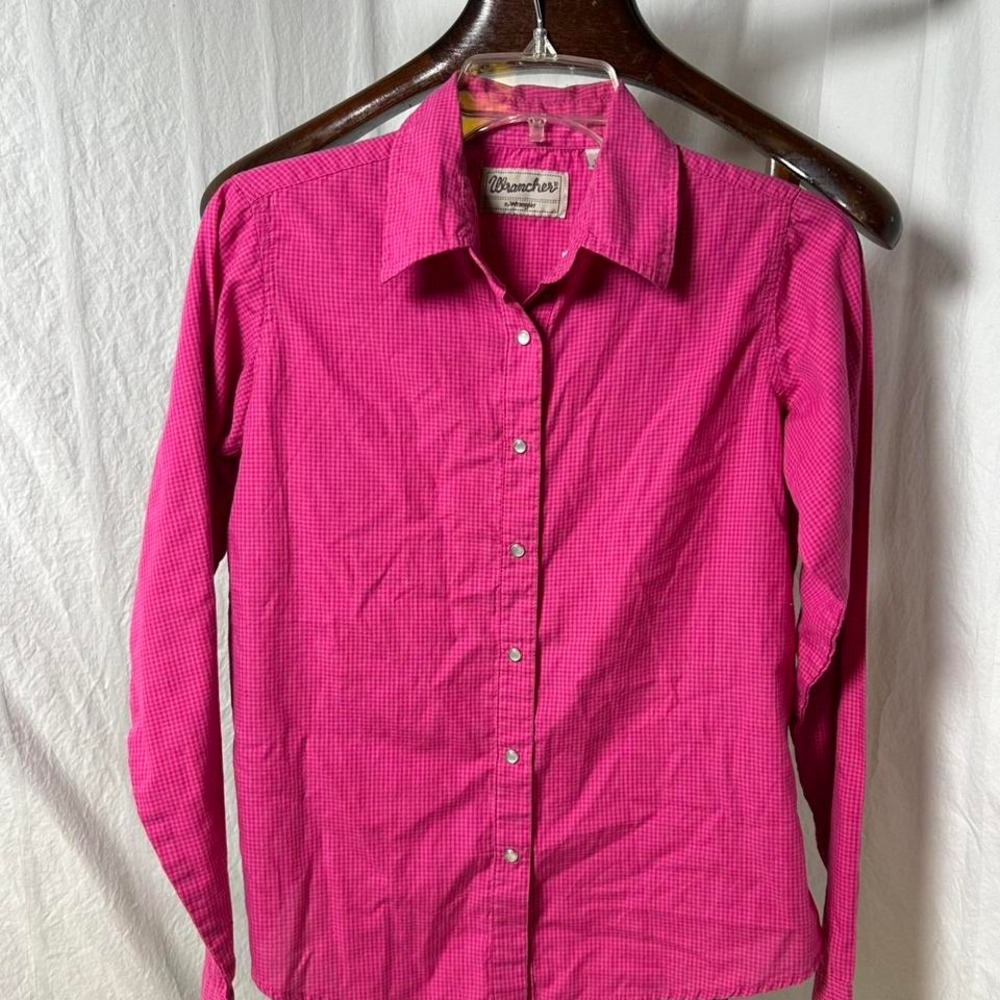 Pink Wrangler cotton‎ shirt with button-up front and collar